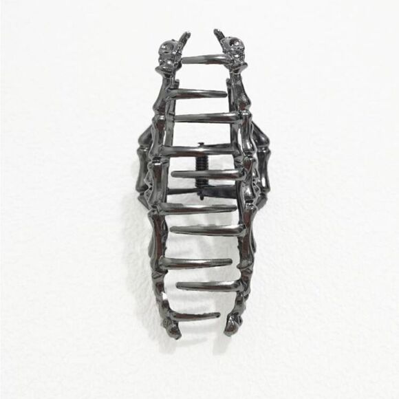Goth Black Skeleton Hand Hair Clip Accessory, Skull, Medium Weight OS - Picture 3 of 3